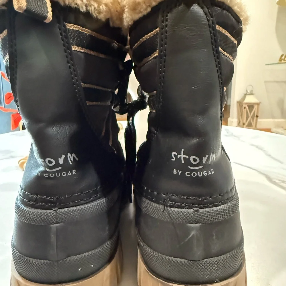 Sporto Charcoal Suede Footwear